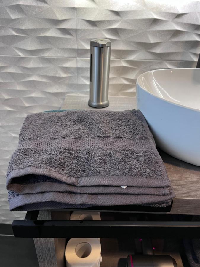 Minardi Apartments فيرتشيلي المظهر الخارجي الصورة