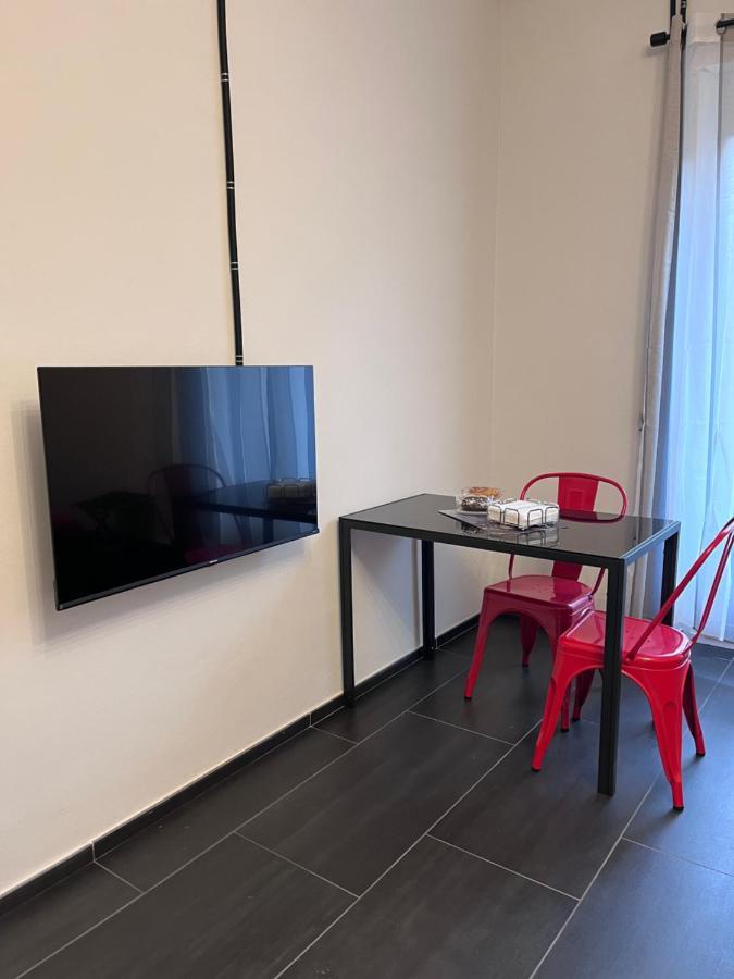 Minardi Apartments فيرتشيلي المظهر الخارجي الصورة